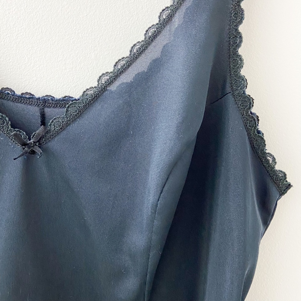 black lace camisole, black lace camisole tank, black lace tank, black camisole - Picture 3 of 7